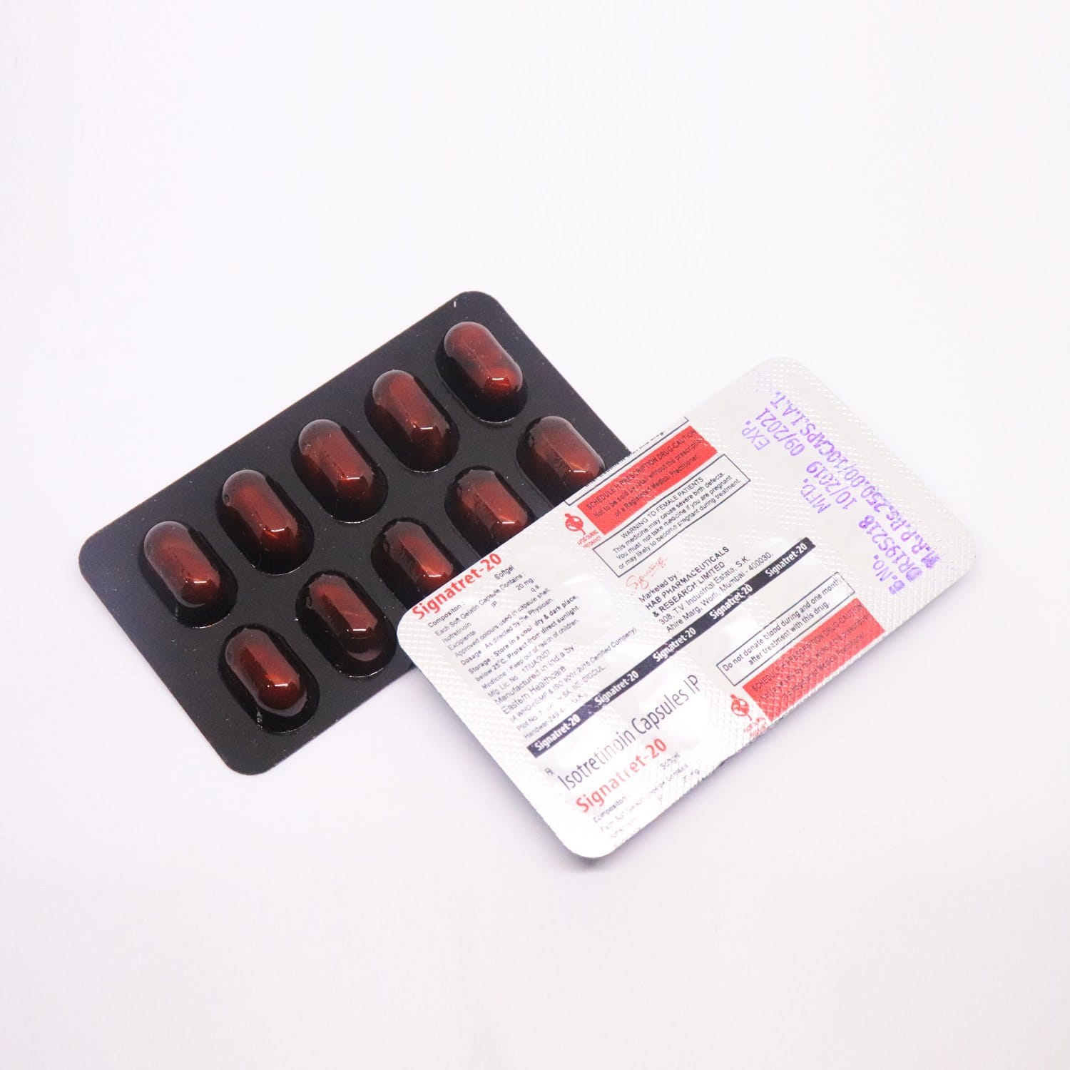 signatret isotretinoin