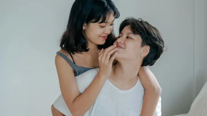 Happy couple in bedroom after Super P-Force oral jelly treatment