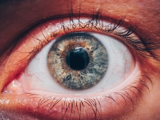 Combigan eye drops (brimonidine/timolol) for lowering glaucoma eye pressure